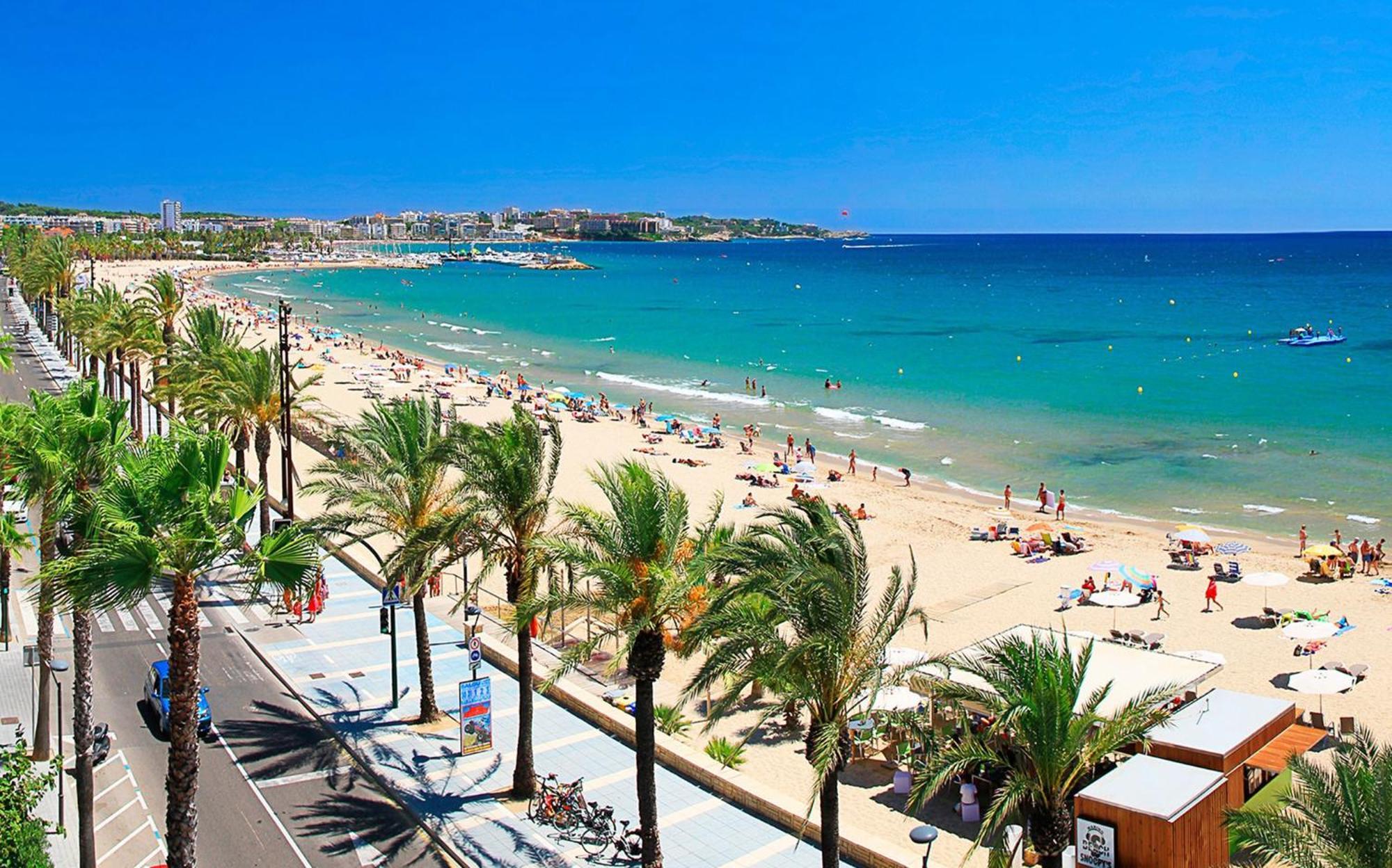 3br-sleeps6-balcony-a C-5min To